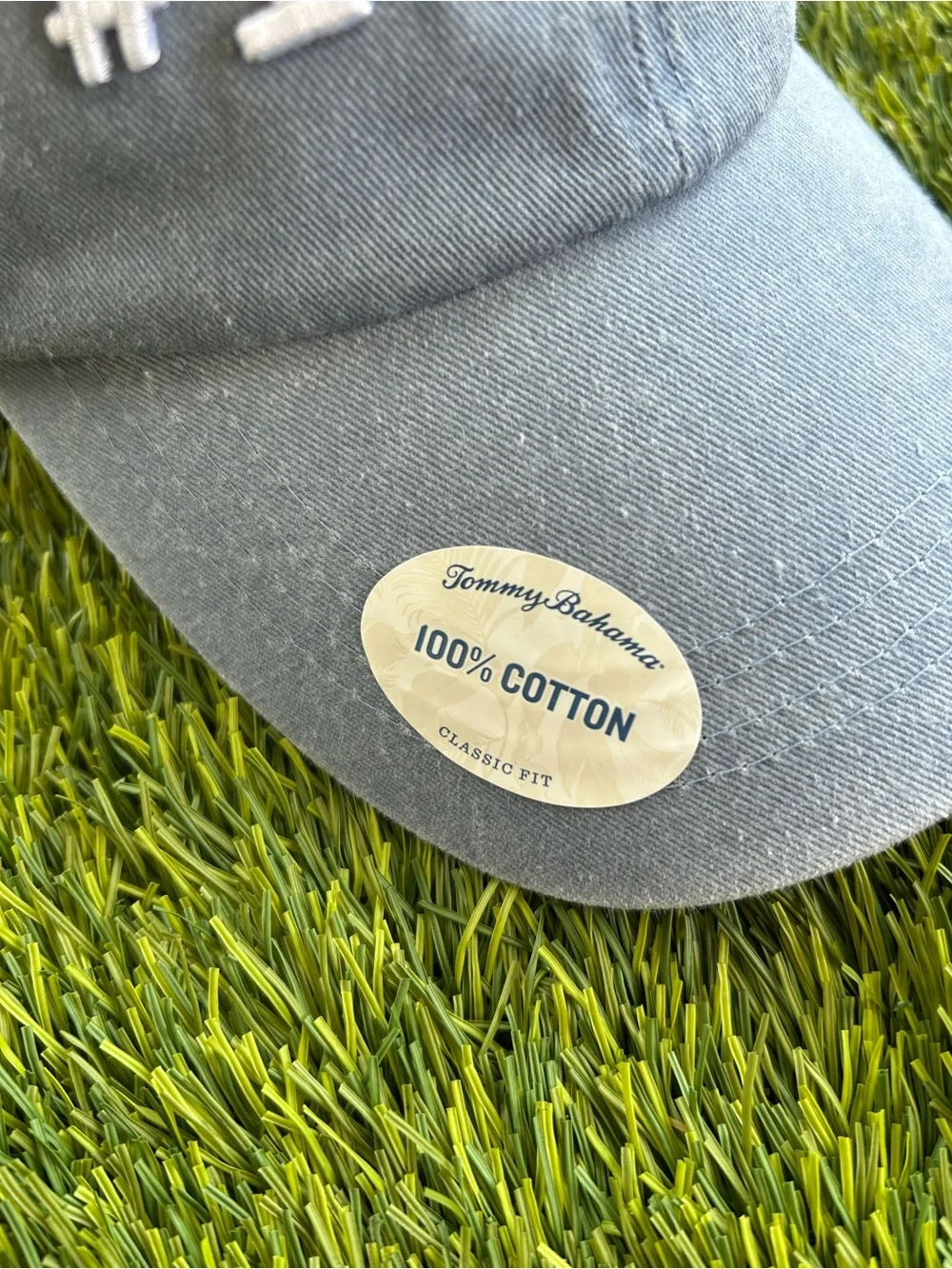 Tommy Bahama men’s  Light Blue '#1 PAPÁ' Baseball Cap